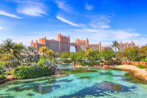     : Atlantis Casino & Resort  Paradise Island, Bahamas.  .